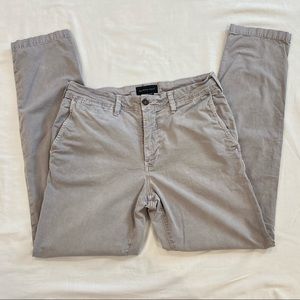 American eagle gray khakis slim straight 32x34